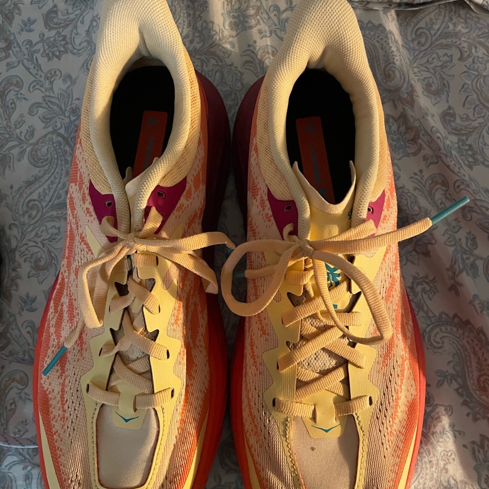 Hoka speedgoat 5 trail shoes